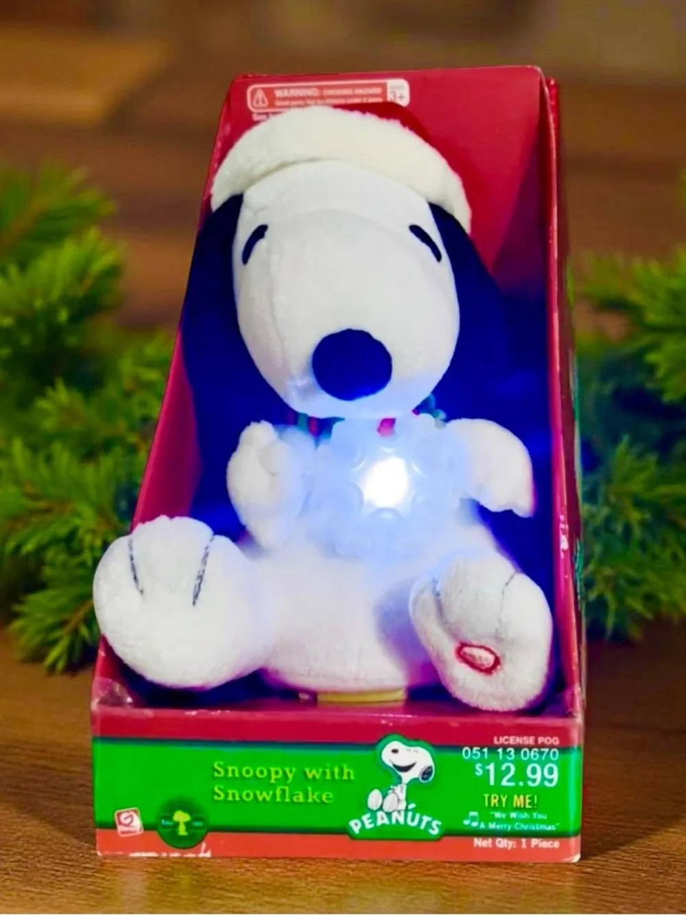 CHRISTMAS SNOOPY MUG & NIB ANIMATED LIGHT UP SNOOPY PLUSH TOY SET